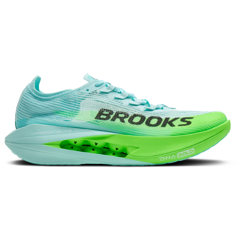 Brooks Hyperion Elite 5 z novo DNA GOLD peno in SpeedVault  karbonsko ploščo prinaša maksimalen povratek energije, eksploziven odriv in izjemno nizko težo (196 g). Idealni za maraton in osebne rekorde.