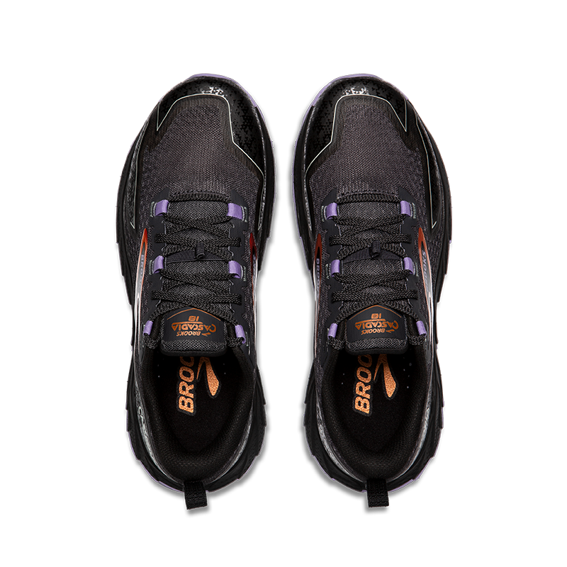 Brooks Cascadia 18 are running shoes characterized by exceptional stability while running, making them perform excellently on uneven terrain. This is the 18th generation of the popular Brooks model.