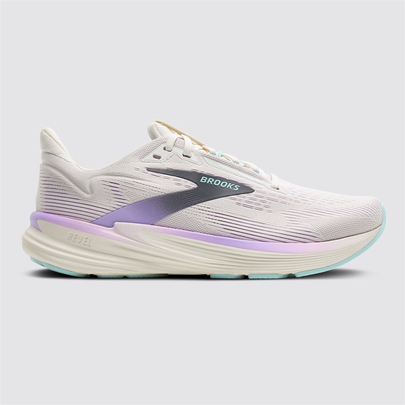 Ženske tekaške superge Brooks Revel 8 z blaženjem DNA LOFT v2. Lahek in zračen model za cestni tek, fitnes, hojo ter vsakodnevno uporabo.