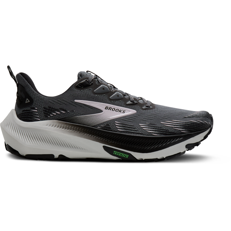 Preizkusi Brooks Ghost Trail – popolne ženske trail superge za prehod s ceste na gozdne poti. Mehko DNA LOFT v3 blaženje, zanesljiv TrailTack oprijem in maksimalno udobje pri vsakem koraku. Na voljo v AS Sport Outlet.