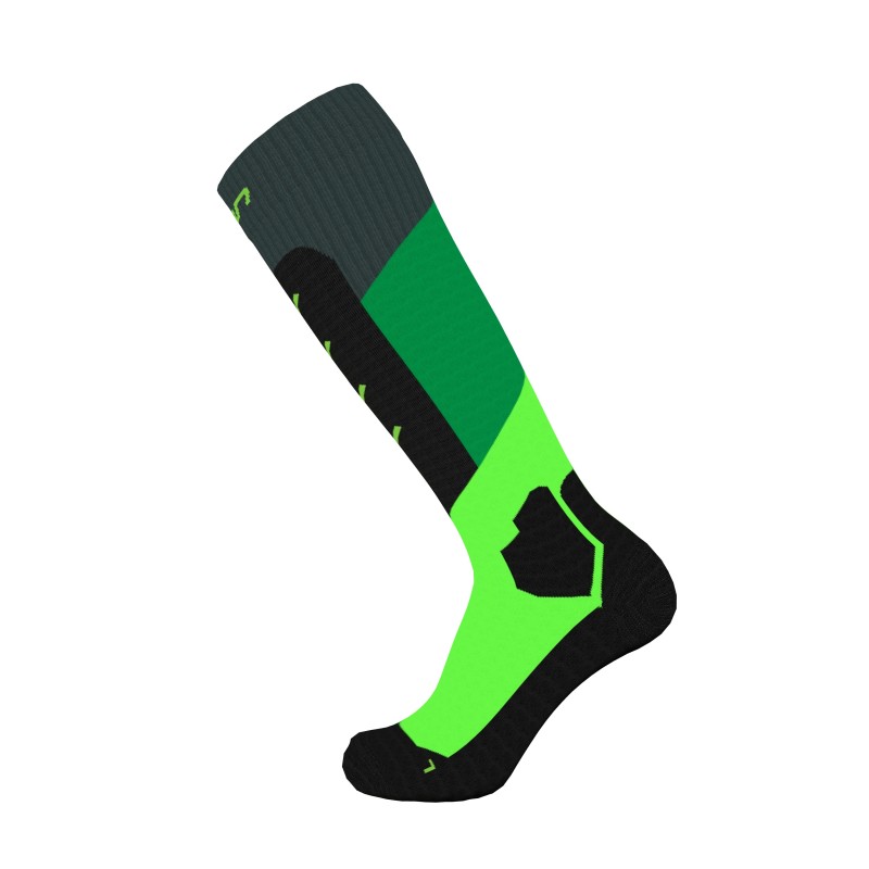 Vrhunske smučarske nogavice ELAN Pro Touring z anatomsko L R zasnovo, ciljnim oblazinjenjem in odvajanjem vlage. Popolno udobje in občutek v smučarskih čevljih – AS Sport Outlet.