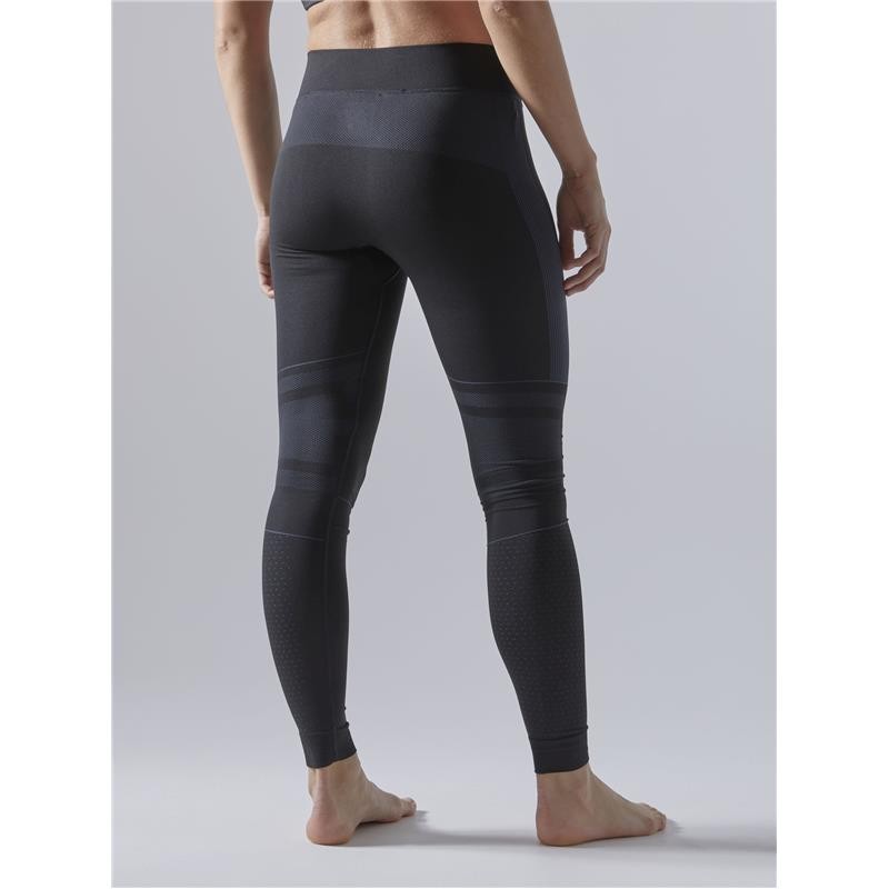 Ženske dolge hlače CRAFT Active Intensity so tehnično dovršeno aktivno perilo za intenzivne športe. Brezšivna zasnova, odličen prenos vlage in optimalna termoregulacija za vrhunsko udobje.