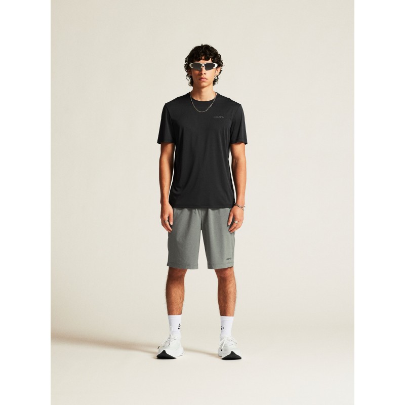 Lahka moška majica za šport CRAFT z odličnim odvajanjem vlage. Idealna za intenzivne treninge. Kupite ugodno v AS Sport Outlet.