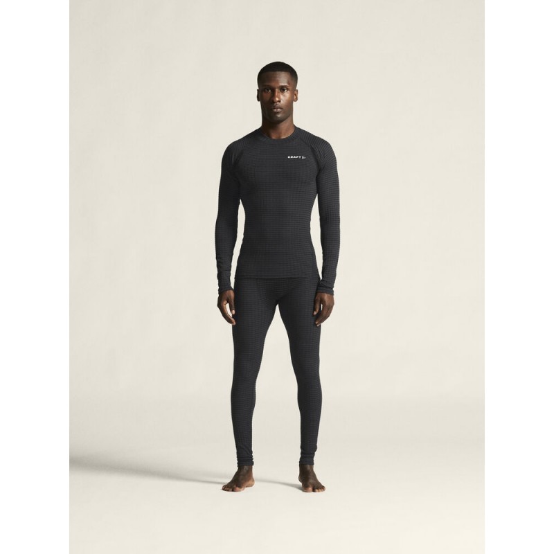 Moška termo majica CRAFT Wool Extreme X LS 2 združuje merino volno in napredno tehnologijo za toploto, suhost in udobje v mrazu. Idealna za tek na smučeh, zimski tek in pohodništvo.