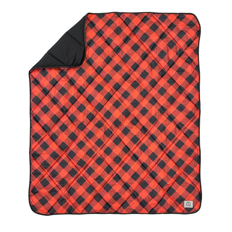 The KUMA - Debelar camping blanket provides complete warmth and comfort while relaxing by the fire or in a camper. Made from durable polyester fabrics, it ensures easy cleaning and transport in the included bag.