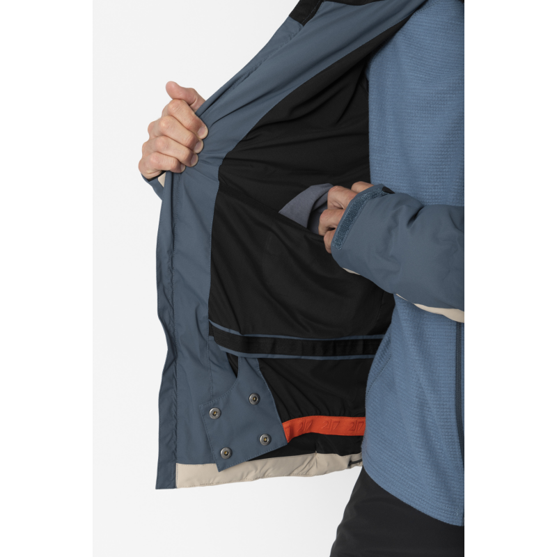 Odkrij moško smučarsko jakno 2117 MALA z izolacijo ALTO Wool in membrano 15K/15K. Topla, vodoodporna in trajnostna izbira za zahtevne zimske razmere.