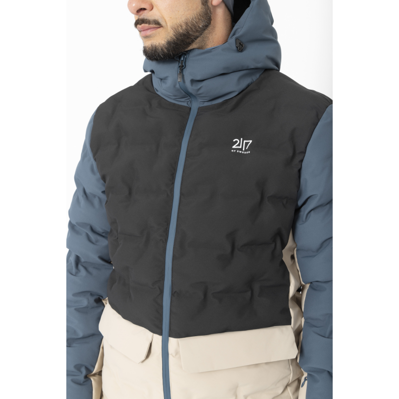 Odkrij moško smučarsko jakno 2117 MALA z izolacijo ALTO Wool in membrano 15K/15K. Topla, vodoodporna in trajnostna izbira za zahtevne zimske razmere.