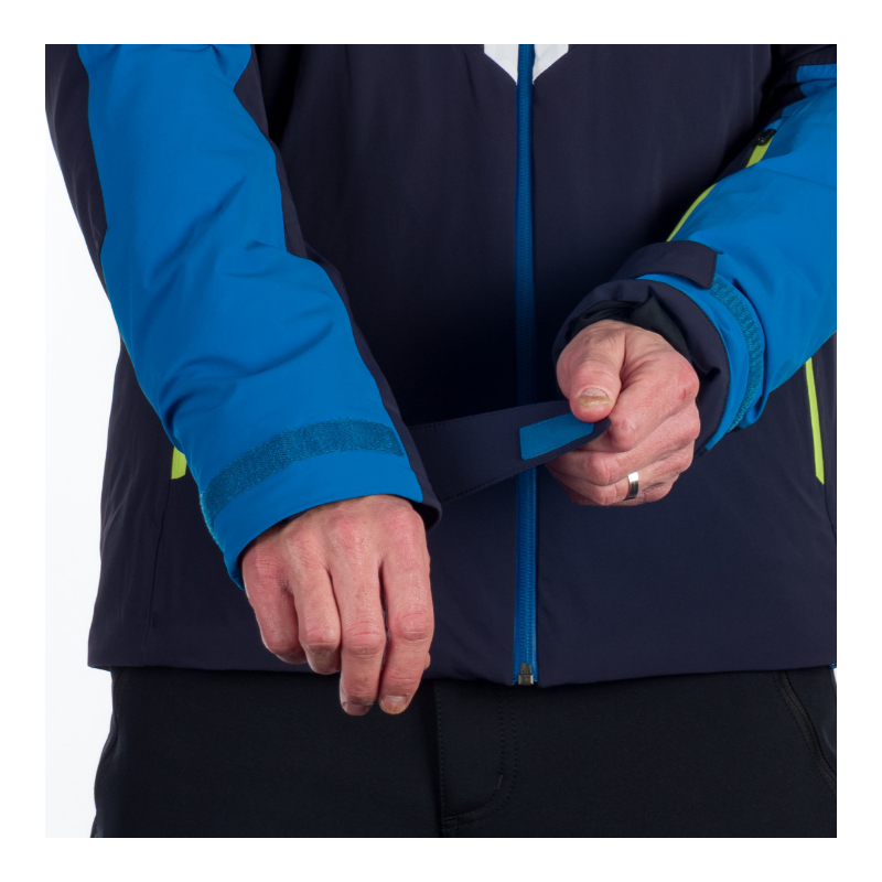 Moška smučarska jakna NORTHFINDER STEPHAN združuje 10K/10K vodoodporno zaščito, izolacijo PrimaLoft® Eco Black in RECCO® varnostni sistem. Popolna izbira za zahtevne smučarje, ki želijo toplino, udobje in varnost v vseh zimskih razmerah.