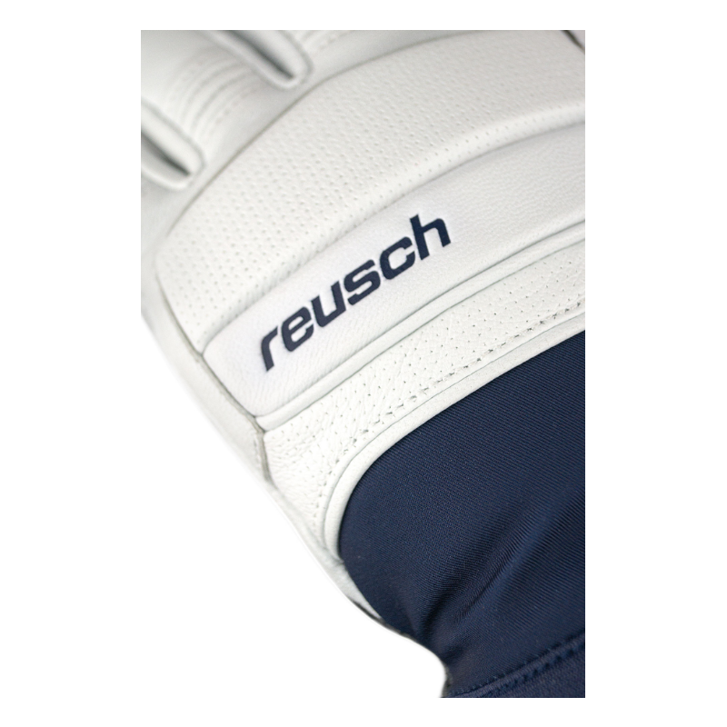 Odkrij rokavice Reusch Alexis Pinturault – popolno ravnovesje med toploto, oprijemom in eleganco. Profesionalna kakovost, Softshell udobje in kozje usnje za brezkompromisno smuko. Samo pri AS Sport Outlet!