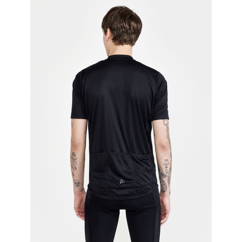The men's cycling jersey CRAFT CORE ENDUR LOGO JERSEY is a soft and stretchy short-sleeved cycling jersey made from recycled polyester that wicks moisture away excellently. It features a full front zipper, three back pockets, and a double-hemmed band.