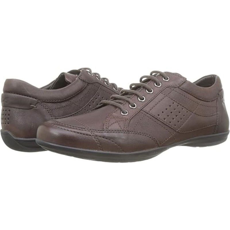 Moški čevlji TBS TUMBER so sinonim udobja in elegance. Izdelani iz visokokakovostnega usnja, ti čevlji združujejo klasičen stil s sodobno udobnostjo. Ne glede na to, ali gre za poslovno srečanje ali družaben večer.