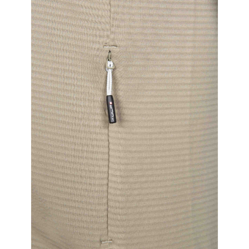 Lahek moški midlayer AULP Tobey Light v kaki barvi nudi toploto, zračnost in udobje za pohodništvo, šport in prosti čas. Odlična izbira za vse sezone.