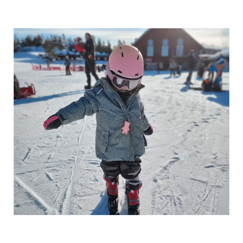 Children's ski helmet TRIPOINT 204 Constance Free Ride – a top-quality helmet designed specifically for young skiers, providing exceptional safety and comfort during their winter adventures.