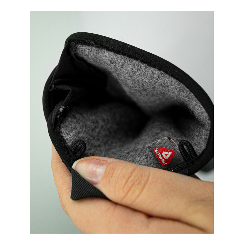 Reusch Elisabeth R-TEX® XT ženske rokavice – tople, vodoodporne in elegantne s kombinacijo ovčjega usnja, volne in pletenine. Za sodobne smučarke z občutkom za slog.