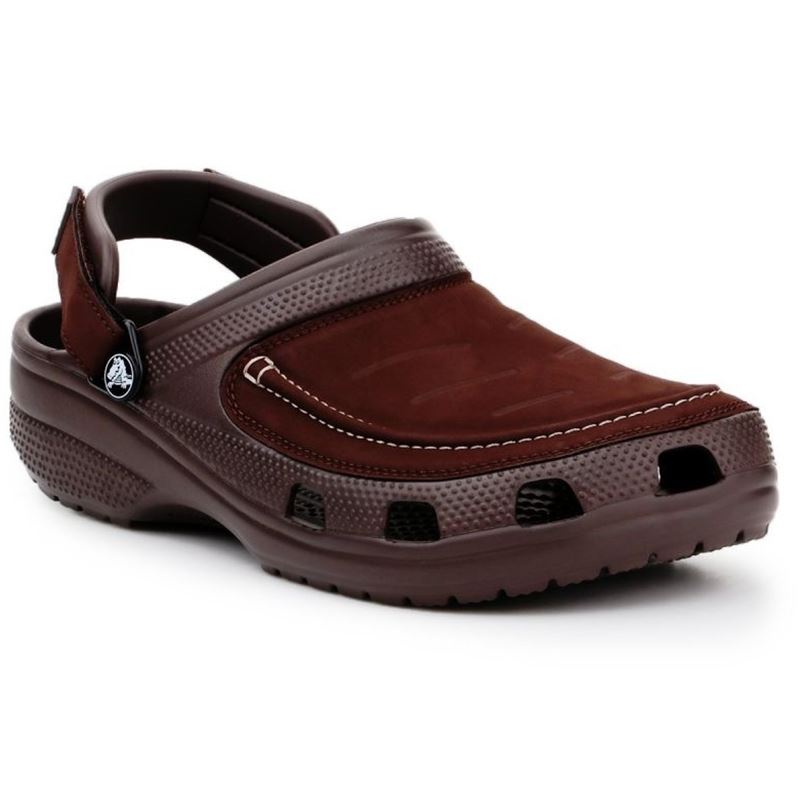 Robustni in udobni Crocs Yukon Vista II Clog – moški natikači z bolj “outdoor” in delovno-prostim videzom, ki združujejo trpežnost in prepoznavno Crocs udobje. Model je priljubljen zaradi stabilnosti, mehke notranjosti in dobrega oprijema, zato je primeren za vsakodnevno nošenje in prosti čas.