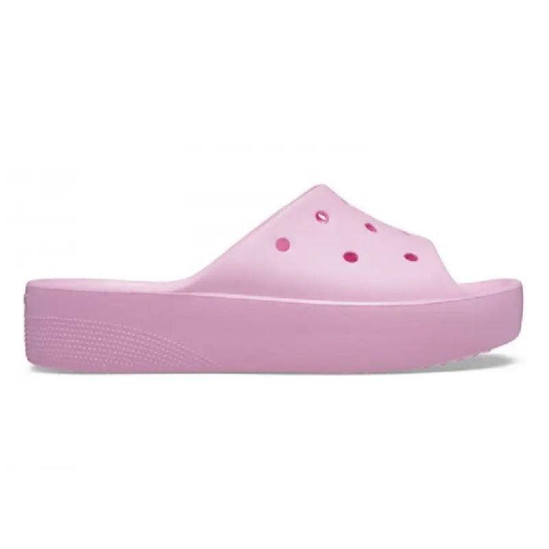 Crocs Classic Platform Slide 208180 so modni ženski natikači z dvignjenim platform podplatom, ki združujejo udobje in trendovski videz. Izdelani iz Croslite™ materiala zagotavljajo mehko blaženje, lahkotnost in vodoodpornost, zato so odlična izbira za poletne dni, sproščene sprehode ali vsakodnevne modne kombinacije.