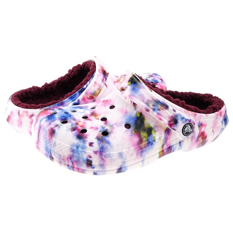 Crocs Classic Lined Tie Dye Clog 206341 so udobni in topli natikači z mehko notranjo podlogo, ki zagotavlja prijeten občutek v hladnejših dneh. Ikoničen tie-dye dizajn poskrbi za igriv in unikaten videz, Croslite™ material pa nudi lahkotnost, mehko blaženje in enostavno vsakodnevno nošenje doma ali na prostem.
