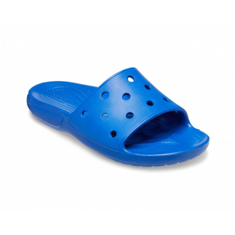 Lahki in udobni natikači Crocs Classic Slide 206121 navdušujejo z minimalističnim dizajnom in vrhunskim udobjem. Izdelani iz Croslite™ pene so mehki, vodoodporni in hitro sušeči, zato so popolna izbira za poletne dni, plažo ali sproščeno nošenje doma.