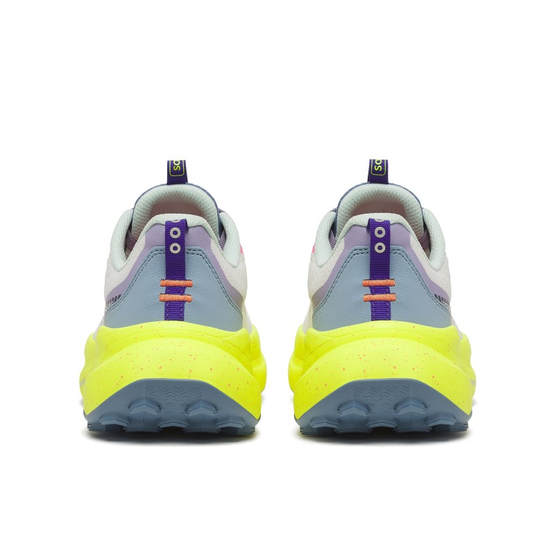 Ženske trail superge Saucony Xodus Ultra 4 z maksimalnim blaženjem PWRRUN PB in Vibram oprijemom. Popolne za trail tek, dolge razdalje in zahtevne terene. Odkrij udobje brez kompromisov.