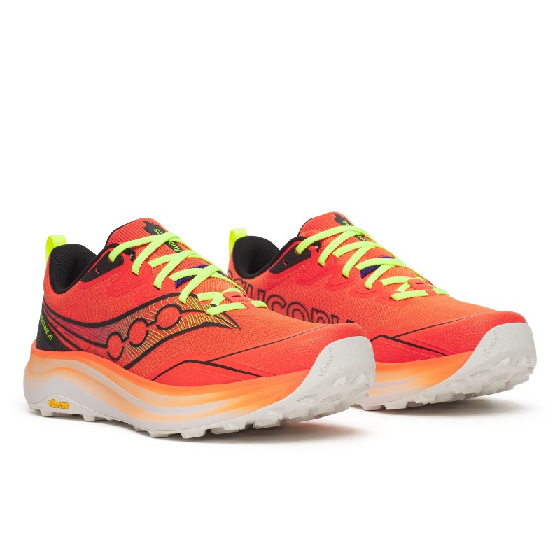 Osvoji vsak teren s trail supergami Saucony Peregrine 16. Vibram podplat, vrhunsko blaženje PWRRUN in maksimalen oprijem za varno, hitro in udobno trail tekaško izkušnjo.