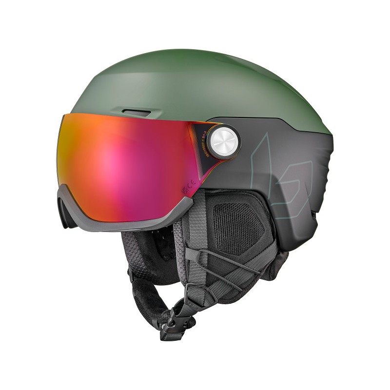 Smučarska čelada BOLLE V-RYFT PURE Sun Forest Matte-Photochrom je visoko zmogljiva vizir čelada, ki združuje odličen pretok zraka, in odlično vidljivostjo. Model je neposredno navdihnjen z V-RYFT in opremljen z naprednim AVID progressive EPS sistemom.