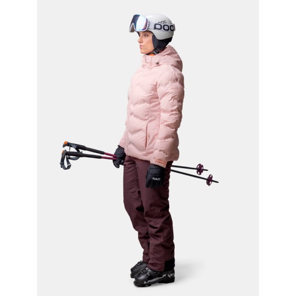 Topla in elegantna ženska smučarska puhovka Halti Nordic Black – brezšivna Microtherm® Arcty izolacija, vodoodporen material X-Welded in okolju prijazna izdelava. Idealna za hladne zimske dni in aktivno smučanje.