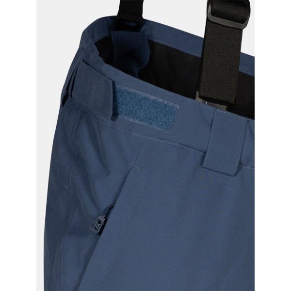 Moške smučarske hlače Halti Carvey M Sargasso Sea Blue – tehnično dovršene hlače z vodoodpornostjo 15.000 mm, Microtherm® Dynamic izolacijo in ojačanimi zaključki. Udobje, toplota in vzdržljivost za vrhunsko smučanje.