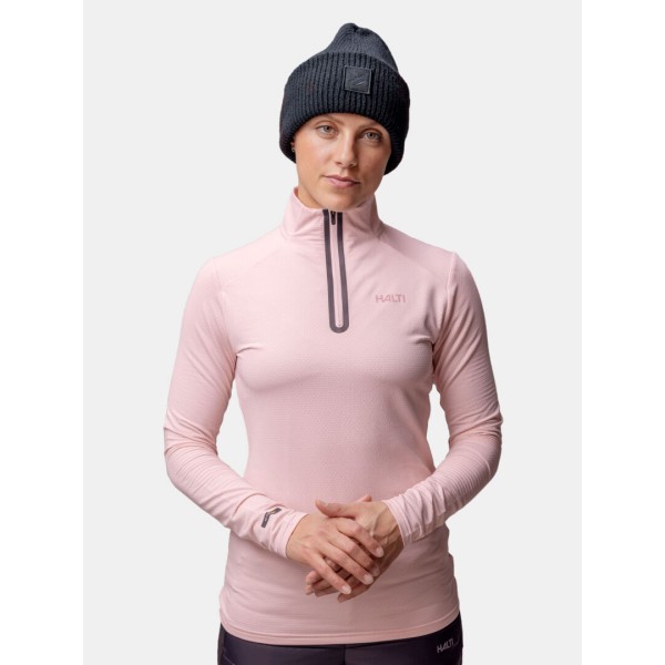Odkrij udobje in tehnično zmogljivost z smučarskim pulijem Halti Jaako Pink. Lahka termo majica iz recikliranih materialov nudi popolno ravnovesje med toploto, zračnostjo in svobodo gibanja – idealna za smučanje, pohode in preživljanje prostega časa.
