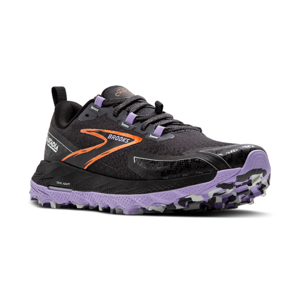 Brooks Cascadia 18 are running shoes characterized by exceptional stability while running, making them perform excellently on uneven terrain. This is the 18th generation of the popular Brooks model.