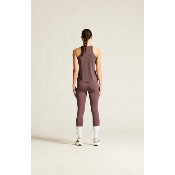 Lahka ženska športna majica brez rokavov CRAFT za tek, fitness in trening. Zračna mrežasta tkanina in maksimalno udobje. Na voljo v AS Sport Outlet.