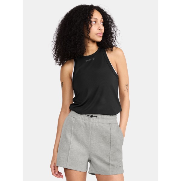 Lahka ženska športna majica brez rokavov CRAFT za tek, fitness in trening. Zračna mrežasta tkanina in maksimalno udobje. Na voljo v AS Sport Outlet.