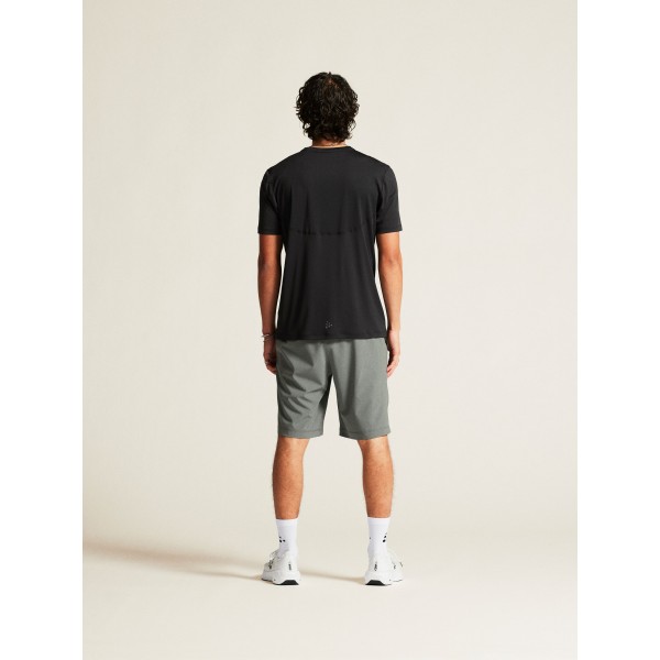 Lahka moška majica za šport CRAFT z odličnim odvajanjem vlage. Idealna za intenzivne treninge. Kupite ugodno v AS Sport Outlet.