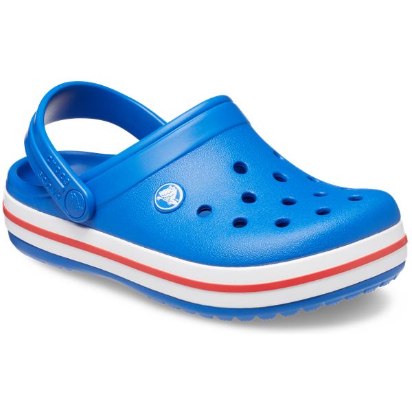 Lahki in udobni Crocs Crocband Kids Clog – popolna izbira za aktivne otroke. Športen Crocband dizajn, prezračevalne odprtine in mehko Croslite™ udobje zagotavljajo brezskrbno igro, vrtec in vsakodnevne poletne dogodivščine.