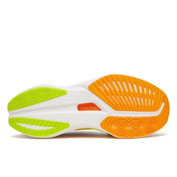 Tekaški čevelj Endorphin speed 5 je čudežni inženirski podvig: hiter in odziven, a gladek in učinkovit. Nekaj, kar smo dosegli z združitvijo PWRRUN PB in PWRRUN HG skupaj v vmesnem podplatu – prvi v industriji.