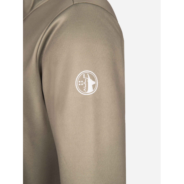 Lahka moška flis jopica AULP Verdi Light v kaki barvi. Udobna, zračna in vsestranska – idealna za pohodništvo, šport in prosti čas. Kakovost AULP pri AS Sport Outlet.