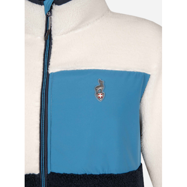 Moška jopica AULP VOGUE HOMME Sherpa je zasnovana za maksimalno toplino, udobje in sodoben videz. Izdelana je iz mehke sherpa tkanine, ki spominja na ovčjo volno, nudi odlično izolacijo in prijeten občutek na koži.