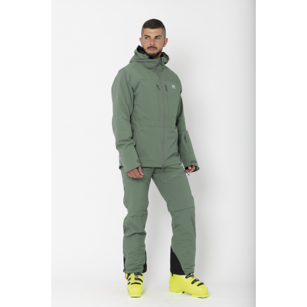 Odkrij 2117 NAUSTA: moško smučarsko jakno z 20K vodoodpornostjo, 30K zračnostjo, RECCO zaščito in ALTO Wool toploto. Trajnost, toplina in vrhunska funkcija.