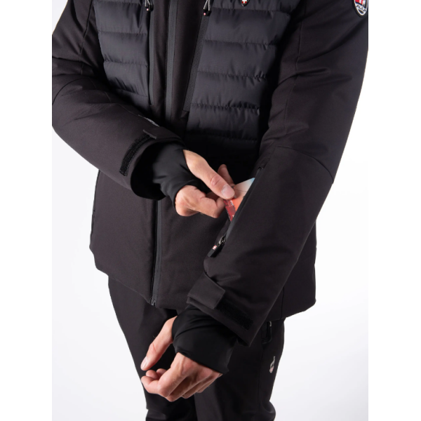 Moška smučarska jakna AULP CESAR z 15K/15K membrano, lepljenimi šivi in ripstop paneli zagotavlja vrhunsko zaščito, toplino in udobje na snegu.