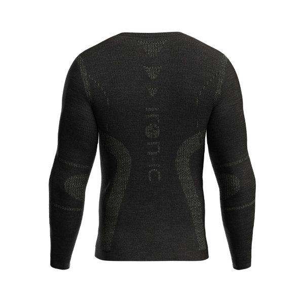 Moška smučarska spodnja majica IRON-IC T-SHIRT MERINO 7.1 je visokokakovosten kos oblačila, zasnovan za aktivnosti na snegu in v zimskih razmerah. Izdelano je iz lahke, prožne tkanine Exyra Light, ki zagotavlja izjemno dihanje in udobje.