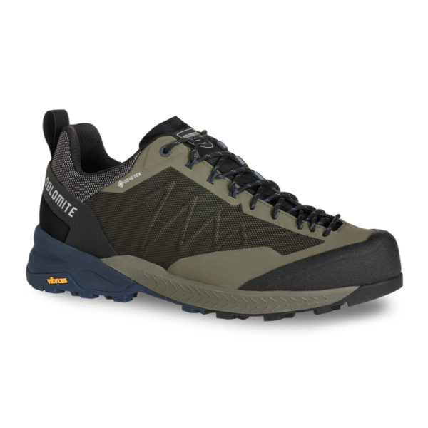 Lahki moški pohodni čevlji DOLOMITE Crodarossa Tech GTX z GORE-TEX membrano in Vibram® Megagrip podplatom. Popolni za hiking, approach ture in tehničen teren – AS Sport Outlet.