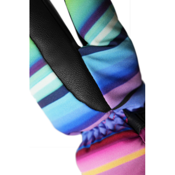 Reusch Carter R-TEX® XT – barvite, vodoodporne in tople otroške rokavice iz mehke Softshell tkanine. Popolne za male smučarje, ki uživajo v snegu! Odkrij udobje in zaščito pri AS Sport Outlet.