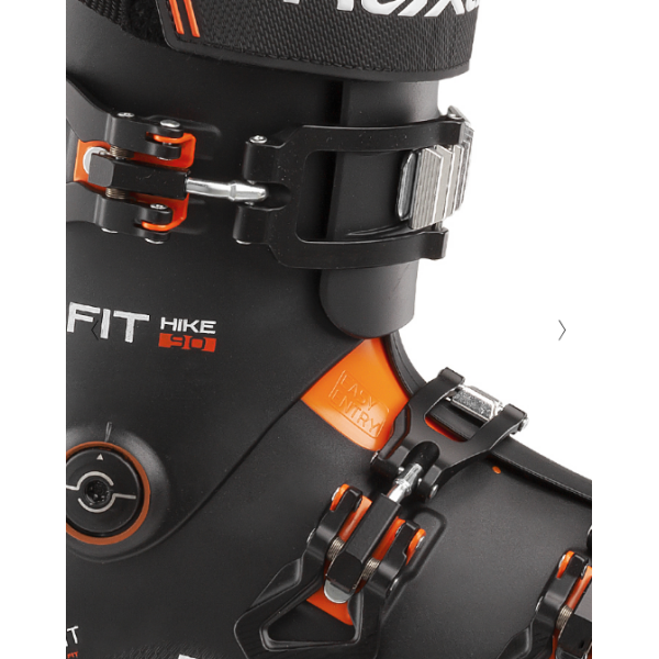 ROXA R/Fit Hike 90 ski boots are the comfort you've been waiting for! The R/Fit series has all the features that enhance your comfort and performance. The 102 mm BioFit shell can be heat-molded to fit the shape of the skier's foot.