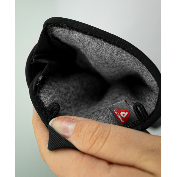 Reusch Elisabeth R-TEX® XT ženske rokavice – tople, vodoodporne in elegantne s kombinacijo ovčjega usnja, volne in pletenine. Za sodobne smučarke z občutkom za slog.