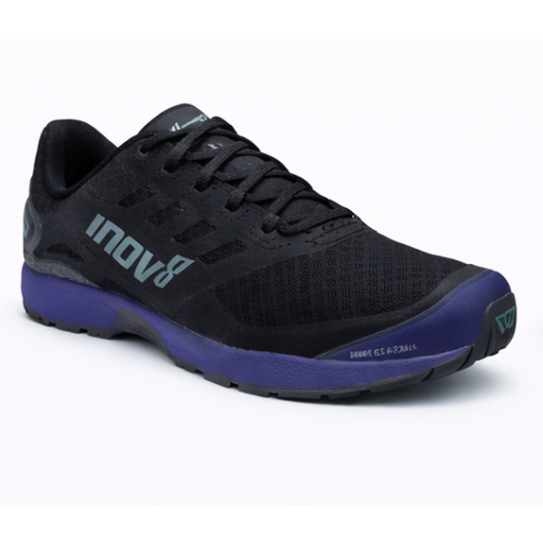 Ženske trail superge INOV8 TRAILROC 285 za zanesljiv tek po zahtevnem terenu. 8 mm drop, stabilnost za vse tipe stopala in srednje blaženje za udobne treninge ali hitre trail teke.