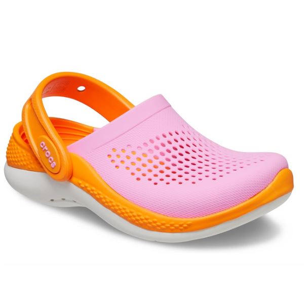 Lahek in izjemno udoben Crocs LiteRide 360 Kids Clog – popolna izbira za aktivne otroke, ki potrebujejo mehko blaženje, zračnost in celodnevno udobje pri igri, v vrtcu ali na prostem.
