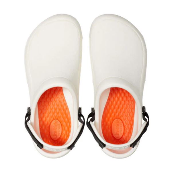 Robustni in izjemno udobni Crocs Bistro Pro LiteRide – delovni natikači, ki so zasnovani za dolge ure na nogah, kjer sta pomembna udobje in varnost. Model je pogosto pohvaljen zaradi stabilnosti, lahkotnosti in odličnega oprijema, zato je priljubljen v gostinstvu, kuhinji in zdravstvenih poklicih.