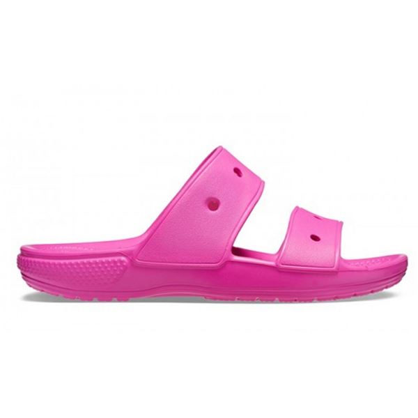 Crocs Classic Sandal 206761 so lahki in udobni sandali, ki združujejo preprost dizajn in praktičnost za vsak dan. Izdelani iz Croslite™ materiala zagotavljajo mehko blaženje, vodoodpornost in hitro sušenje, dvojni trakovi pa poskrbijo za stabilno in udobno prileganje pri poletnih aktivnostih, sprehodih ali na plaži.