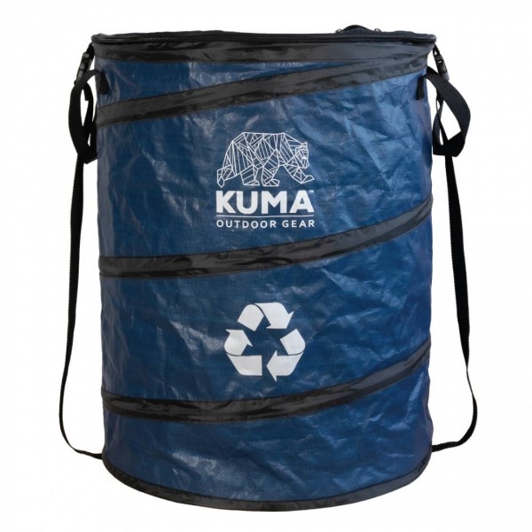 The KUMA recycling bag - blue is a practical and environmentally friendly accessory for your outdoor adventures. Made from durable polyethylene material, it is easy to clean and ideal for carrying items on trips or picnics.