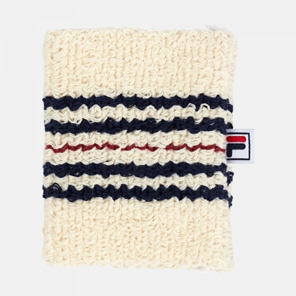 Zapestnica Rory - frotir znojnik, vpija znoj in se zato hitro suši. Izdelan iz nedrsečega bombaža in ima retro videz s črtami Fila.