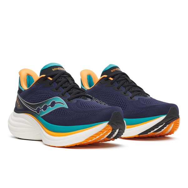 Premium moške tekaške superge Saucony Triumph 24 z blaženjem incrediLUX in trpežnim podplatom XT-900 za dolge in vsakodnevne cestne teke.